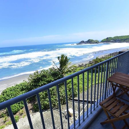 Hotel Cube Taitung Bagian luar foto