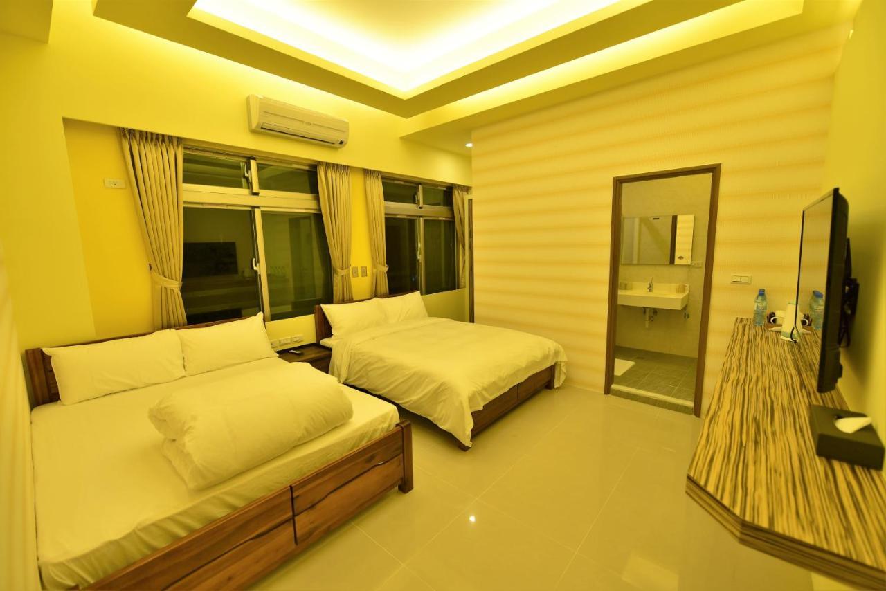 Hotel Cube Taitung Bagian luar foto