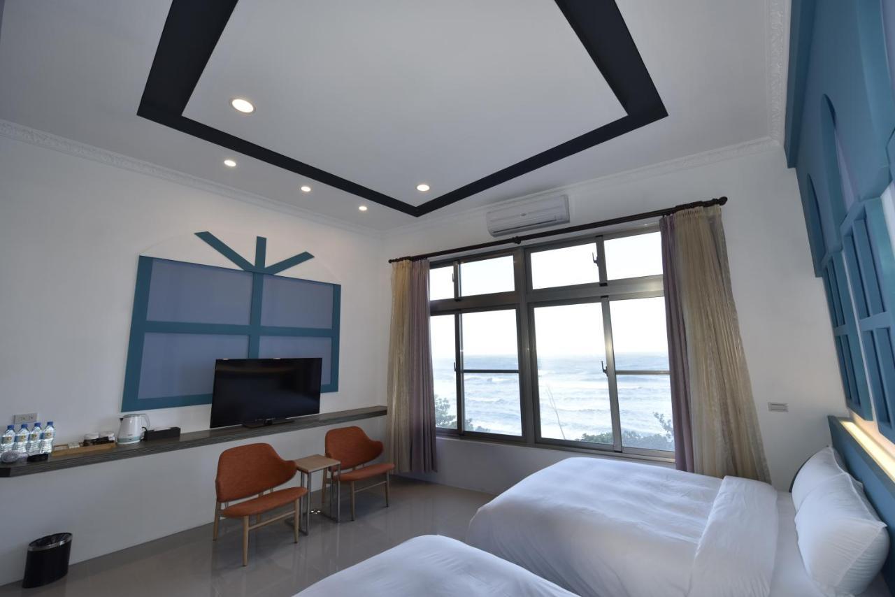 Hotel Cube Taitung Bagian luar foto